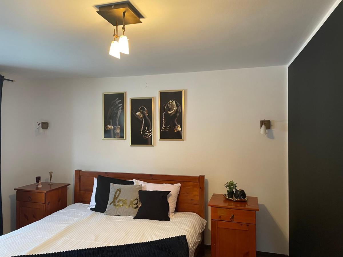 Apartamenty I Pokoje U Staszelow Poronin Esterno foto